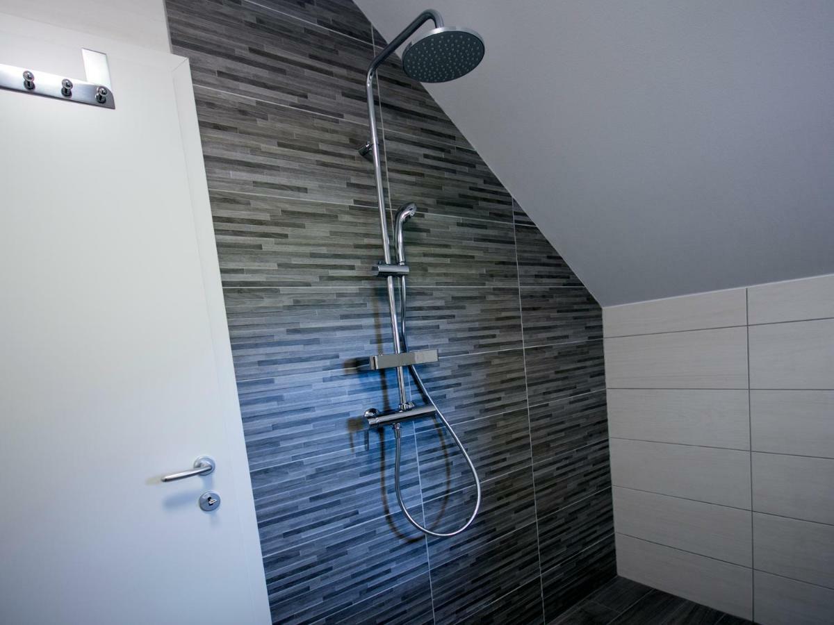 Apartment Marjetka Zirovnica 外观 照片